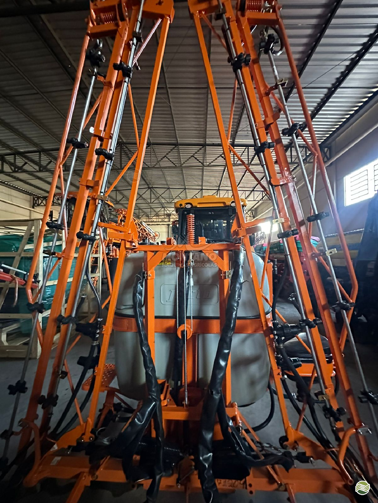 PULVERIZADOR JACTO CONDOR 800 AM14 Acoplado Hidráulico Montano Máquinas Agrícolas LAGOA VERMELHA RIO GRANDE DO SUL RS